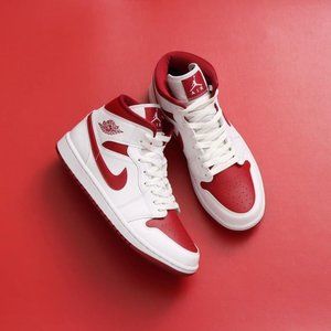 WMS Air Jordan 1 Mid 'Reverse Chicago' NIB